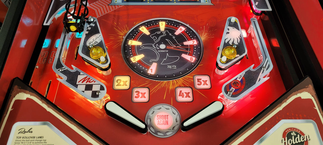HERITAGE HOLDEN PINBALL MACHINE